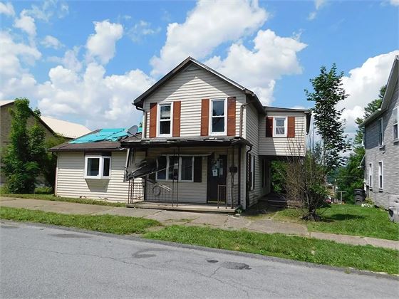116 W Garber St, Mount Union, PA 17066