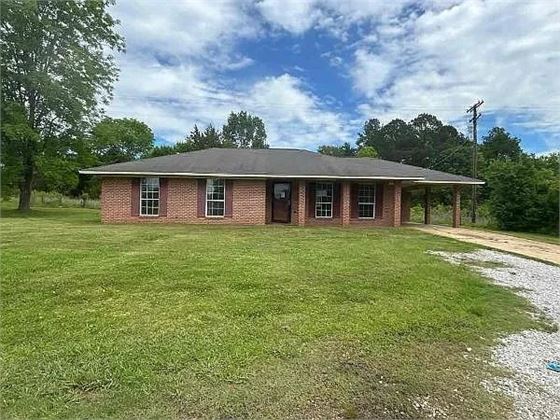 260 Rogers Rd, West Point, MS 39773