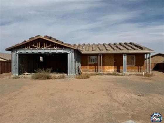 1008 Morningside Dr, Imperial, CA 92251